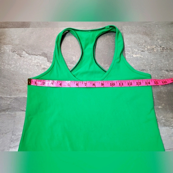 Lululemon Cool Racerback Tank Top. Hip Length. Green Bean. Size 6. - Picture 5 of 8